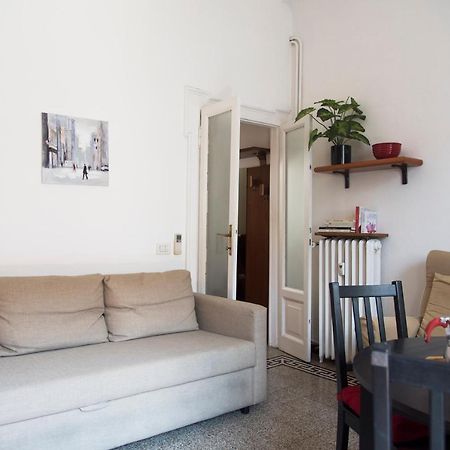 Peaceful Court Apartment In Shopping District Милан Экстерьер фото